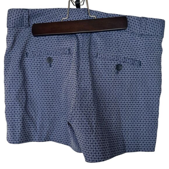 Banana Republic Womens Shorts Tailored Diamond Geometric Blue Size 2 Petite - Picture 6 of 8